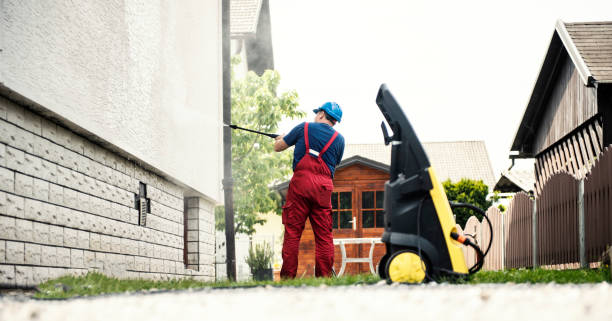 Best Animal Enclosure Cleaning  in Charter Oak, CA